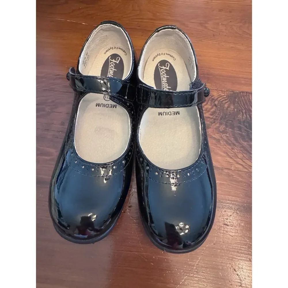 Footmates Emma Mary Janes Navy Patent Leather Dress Shoes - Size 13.5